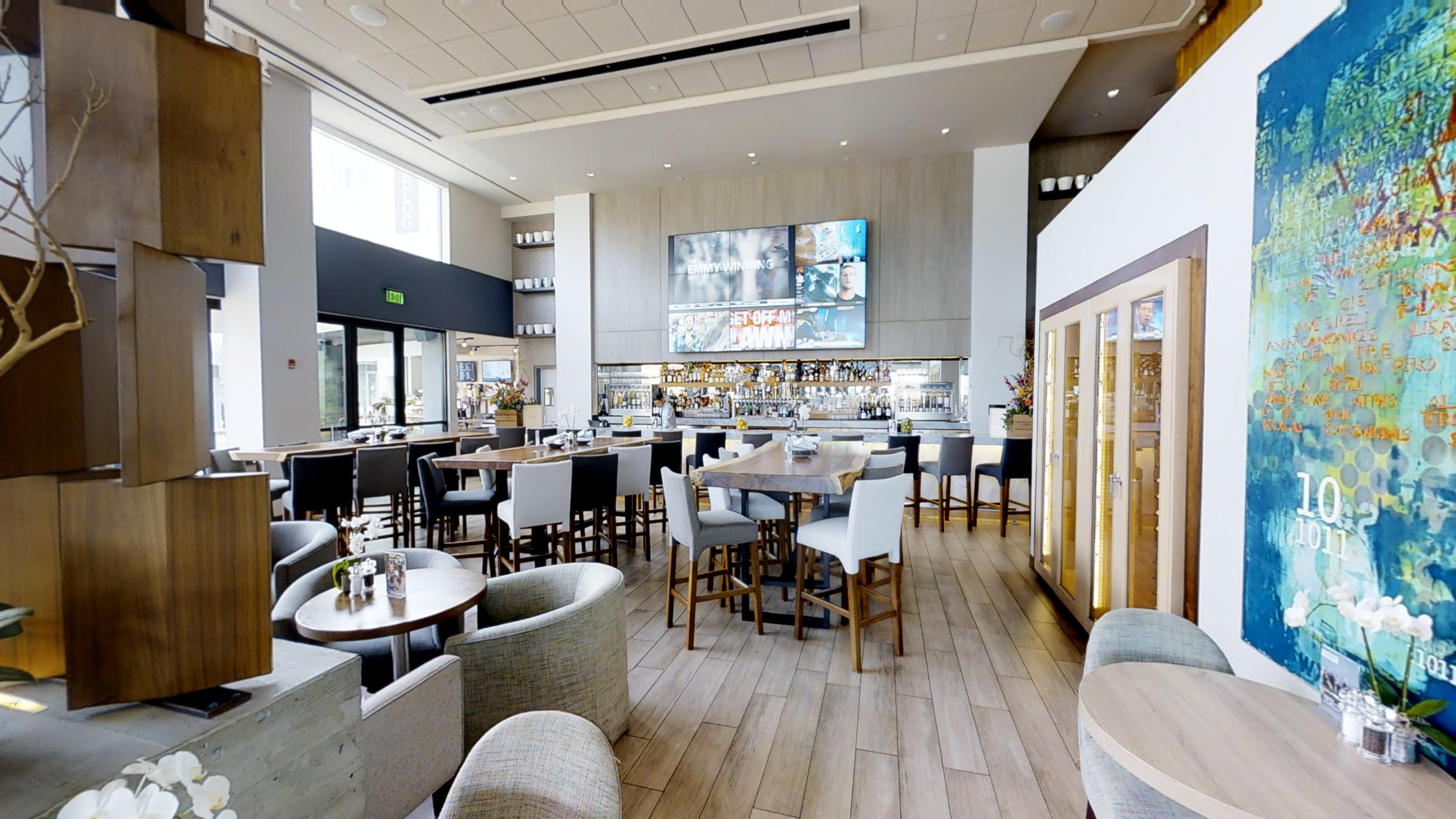 THE LOT restaurant at La Jolla